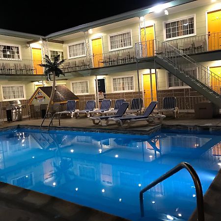 Sunrise Inn Уайлдууд Екстериор снимка
