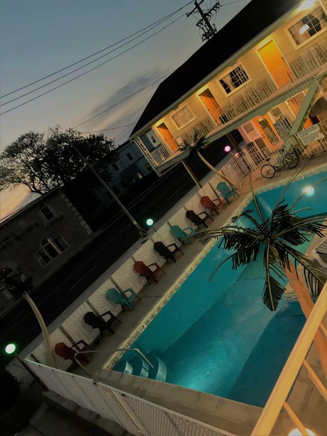 Sunrise Inn Уайлдууд Екстериор снимка